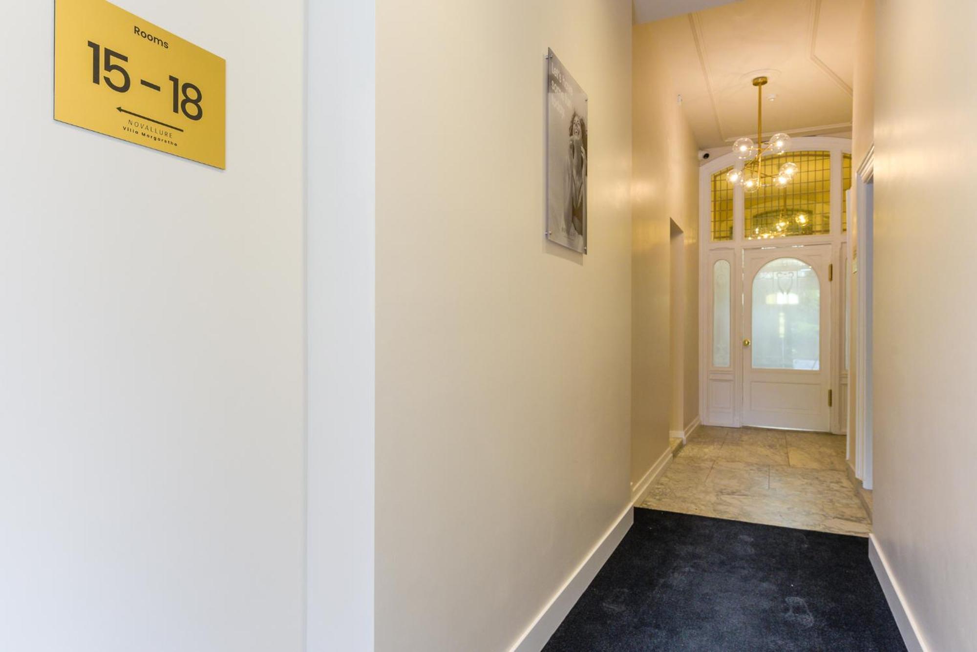 Novallure Villa Margaretha - Short Stay Apartments Rijswijk Buitenkant foto