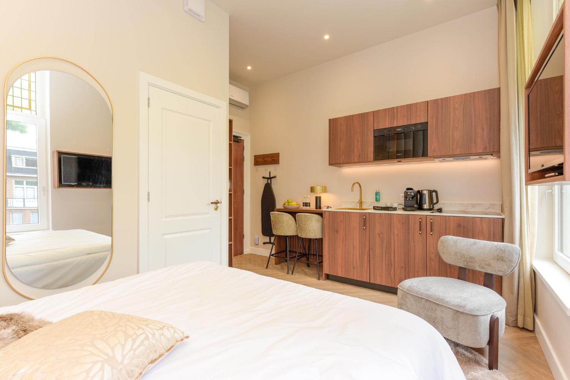Novallure Villa Margaretha - Short Stay Apartments Rijswijk Buitenkant foto