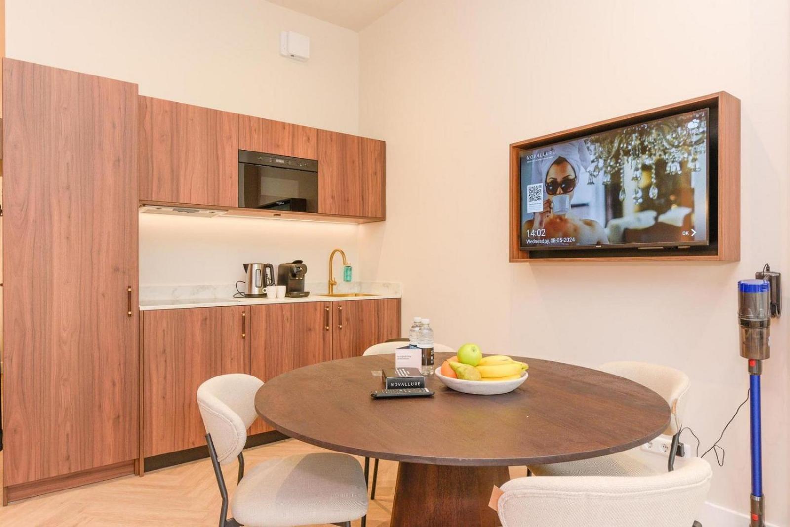 Novallure Villa Margaretha - Short Stay Apartments Rijswijk Buitenkant foto